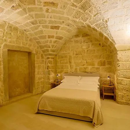 Don Gerolamo Dimora Storica Con Piscina Gasthuis